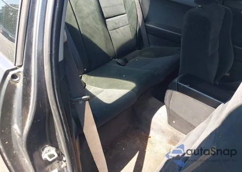 2004 Honda Accord 2.4 Lx from USA, damaged, VIN 1HGCM72264A022157